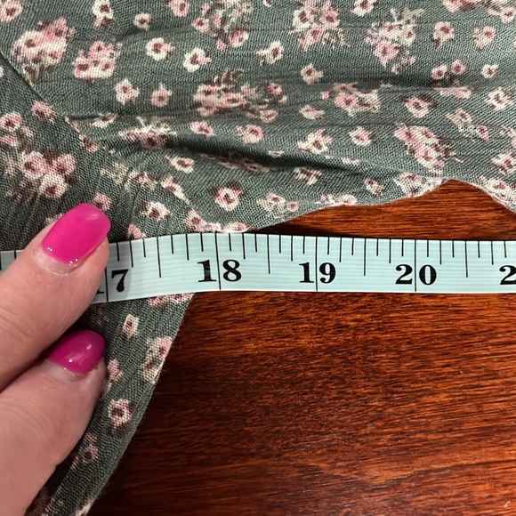 Peach Love Womens Dress M Olive Green Pink Floral Print Smock Waist Pullover EUC - Picture 13 of 15